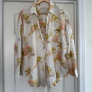 American Eagle Outfitters Floral Button-Up in Cream and Pastel